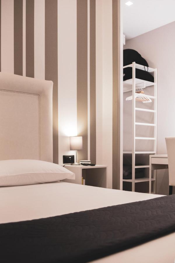 Residenze Cassoli - Lamezia Centro Ламеция Терме Екстериор снимка